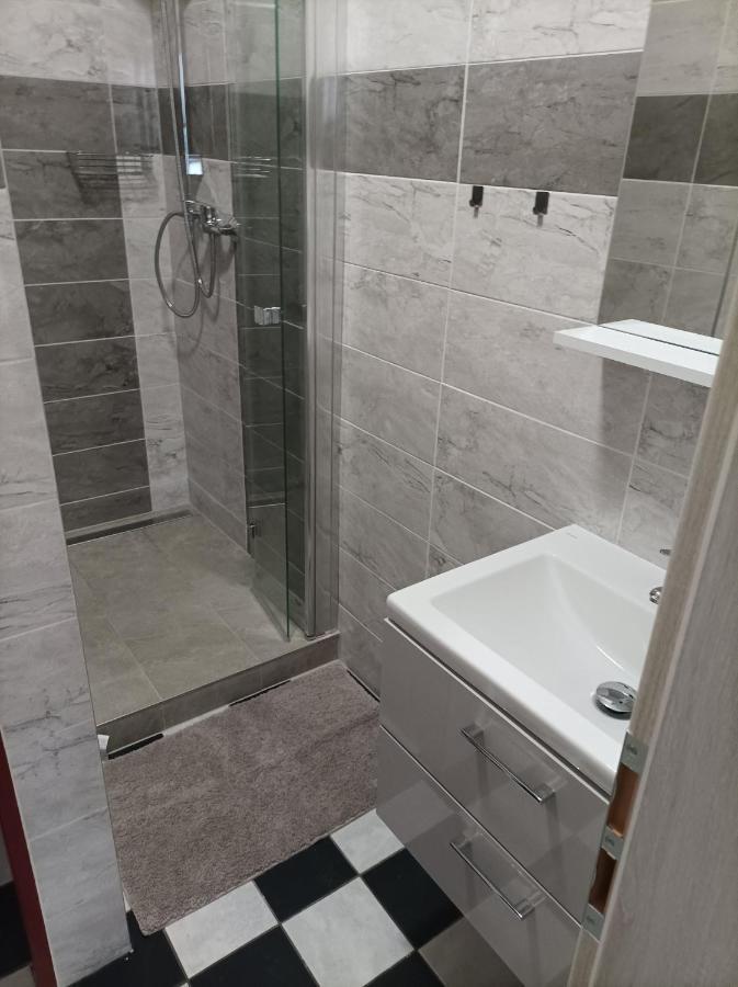 U Janku Apartment ซลีน ภายนอก รูปภาพ